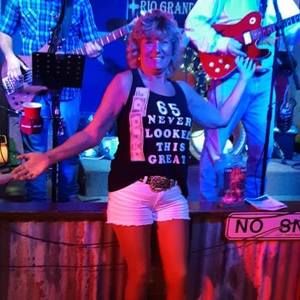 Meet your Posher, Clydia